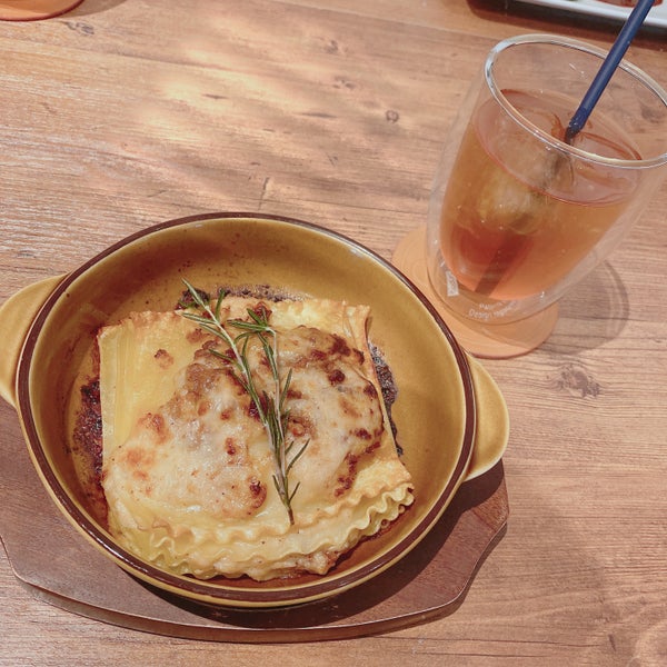 Café Cinnamon Café