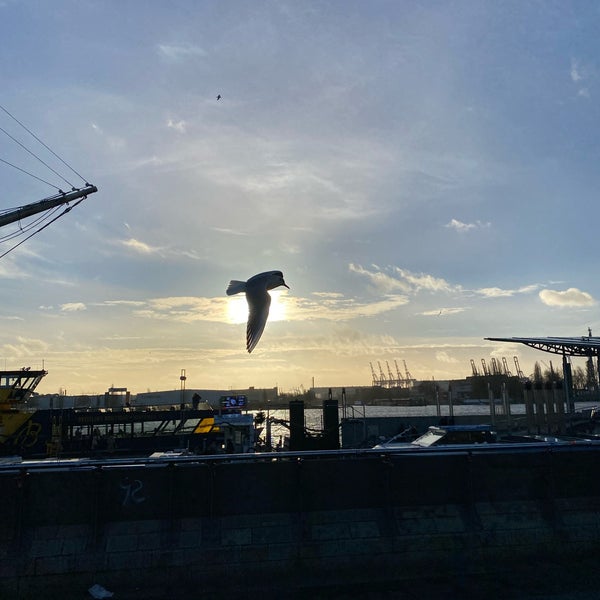 Das Foto wurde bei Hamburger Hafen von Daryoush K. am 12/25/2023 aufgenommen