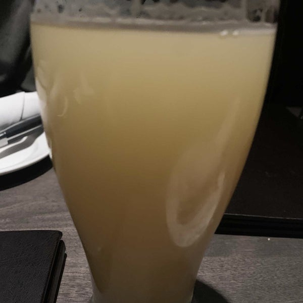 The Keg Steakhouse + Bar Oshawa Oshawa에서 음식점일