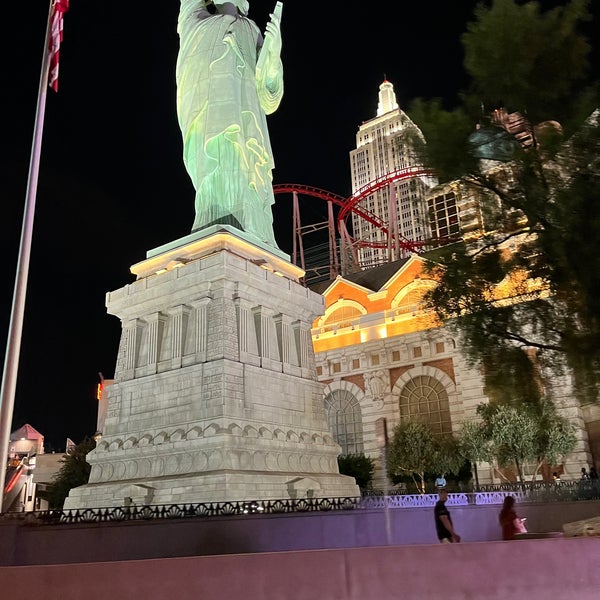 Statue of Liberty on the Strip - Picture of Las Vegas, Nevada - Tripadvisor