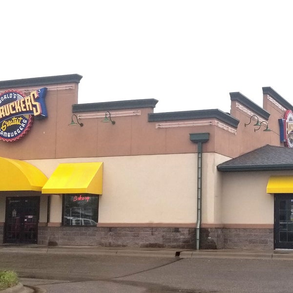 Fuddruckers at 3 minutes drive to the southwest of Great Falls dentist Homegrown Dental