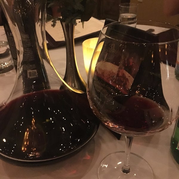 10/14/2016에 Gary E.님이 Ferraro&#39;s Italian Restaurant &amp; Wine Bar에서 찍은 사진