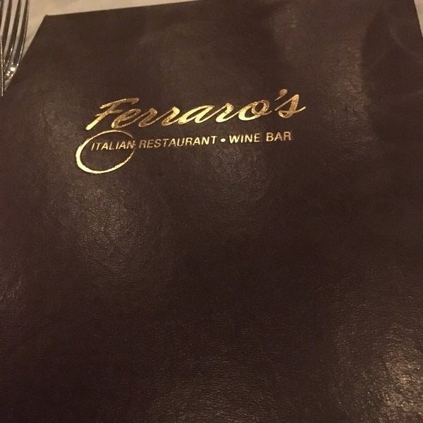 12/6/2016에 Gary E.님이 Ferraro&#39;s Italian Restaurant &amp; Wine Bar에서 찍은 사진