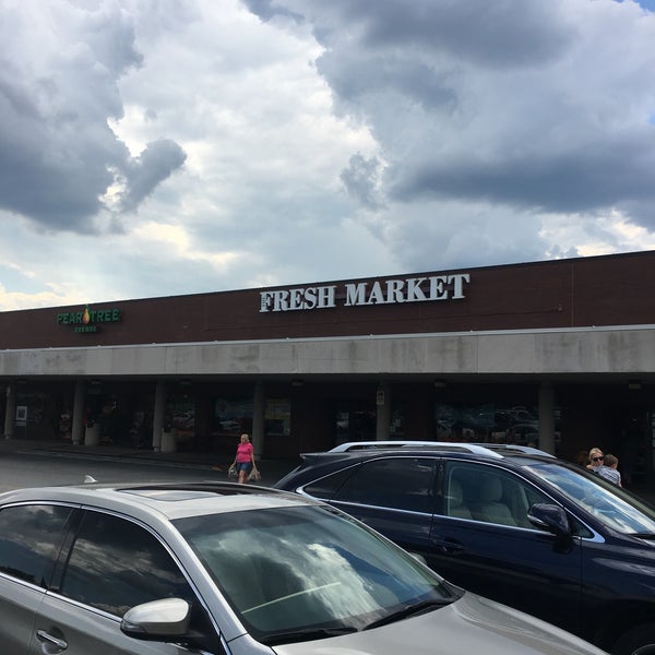 Photo taken at The Fresh Market by Gary E. on 9/16/2016