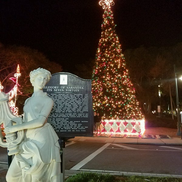 Photo taken at St. Armands Circle by Marco E. on 12/21/2016