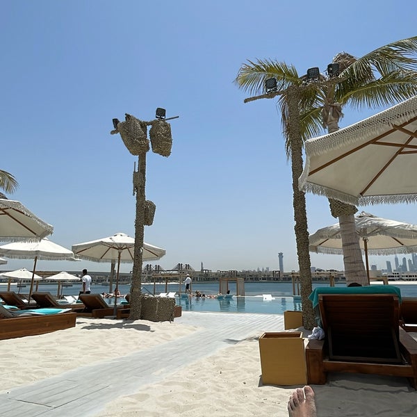 รูปภาพถ่ายที่ WHITE Beach Dubai โดย تركي เมื่อ 5/17/2024