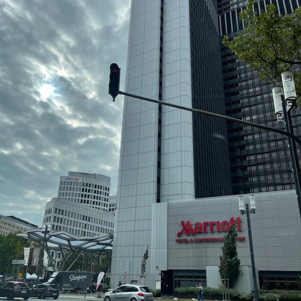 Photo taken at Frankfurt Marriott Hotel by تركي on 8/18/2021