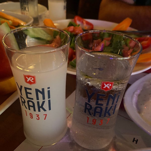 Das Foto wurde bei Galata Junior Restaurant von Büşra S. am 6/29/2021 aufgenommen