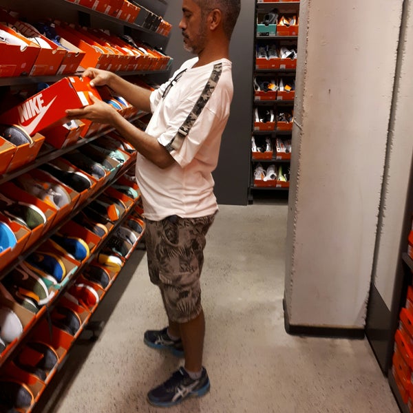 Loja nike conde store da boa vista
