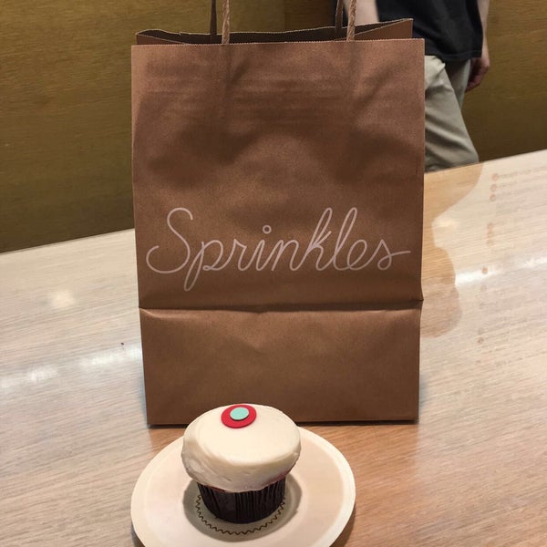 Photo taken at Sprinkles The Grove by Danah A. on 9/8/2017