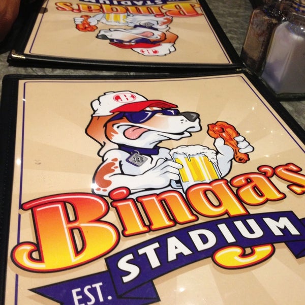 Foto tomada en Binga&#39;s Stadium  por Greg S. el 5/23/2013