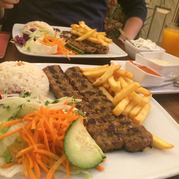 1/15/2016 tarihinde Tayfun C.ziyaretçi tarafından Istanbul Restaurant Halal'de çekilen fotoğraf