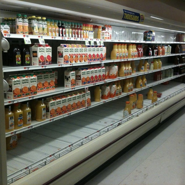 Shaw's Grocery Store