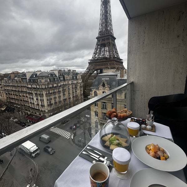 Foto tirada no(a) Hôtel Pullman Paris Tour Eiffel por A✨ em 3/5/2024