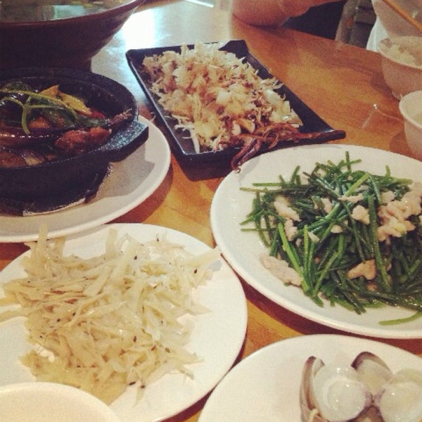 Photos At 楊師傅台菜複合式料理 Xinyi Qu 永吉路278巷63號