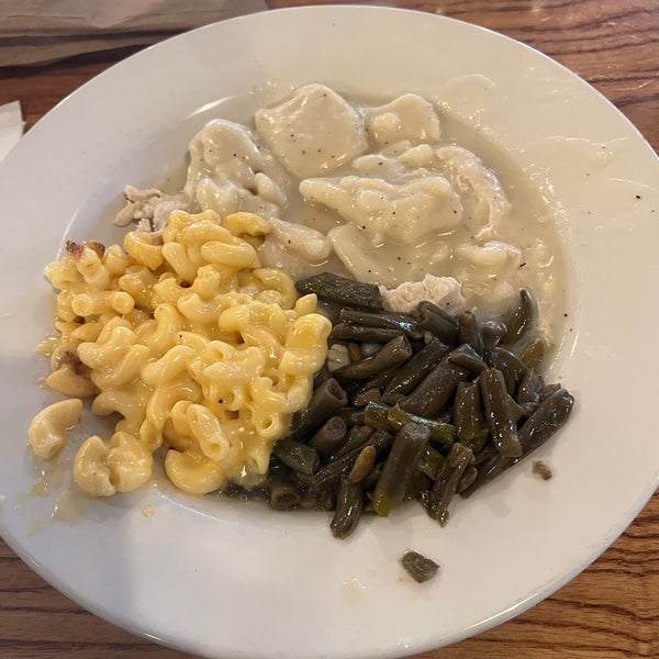 Cracker Barrel Old Country Store American Restaurant in Fort Myers