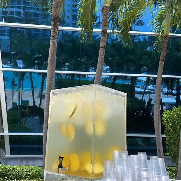 Photo taken at Fontainebleau Miami Beach by m on 7/29/2023