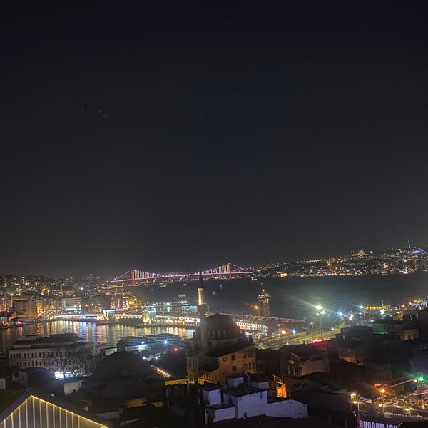 รูปภาพถ่ายที่ Sefa-i Hürrem Cafe &amp; Restaurant โดย İsmail เมื่อ 2/9/2024