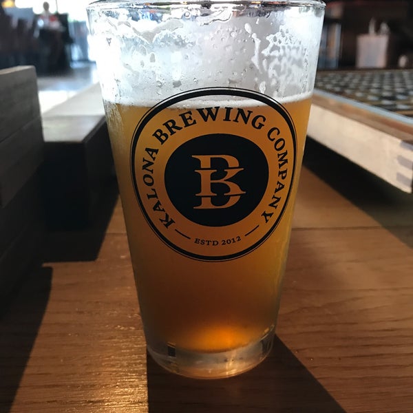 6/16/2018 tarihinde Tom H.ziyaretçi tarafından Kalona Brewing Company'de çekilen fotoğraf