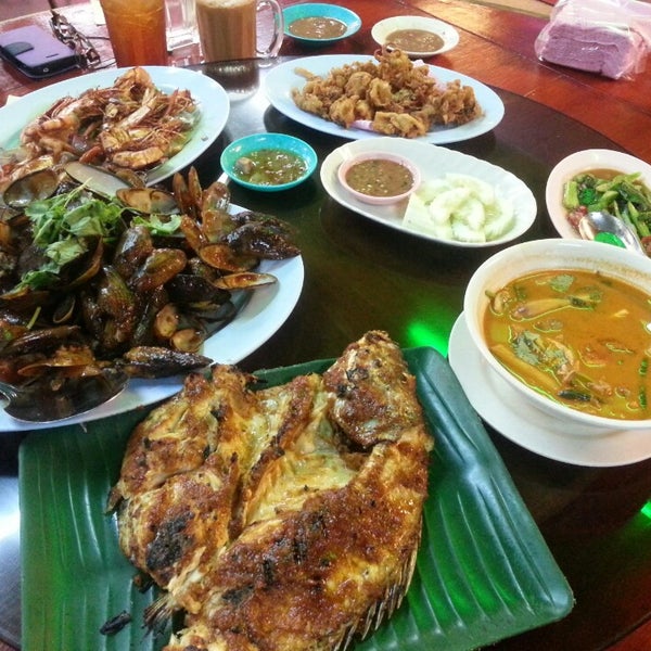 Foto Di Ikan Bakar Tanjung Dawai Sekarang Ditutup Restoran Hidangan Laut Di Merbok