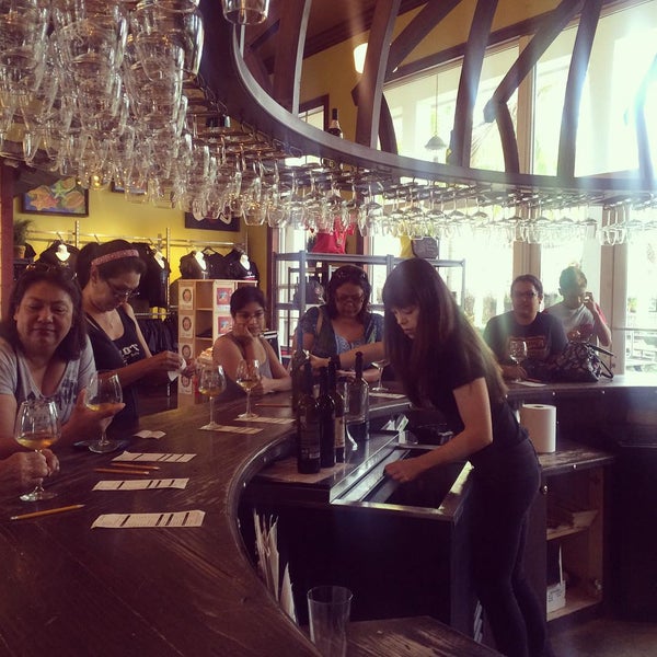 Photo taken at Schnebly Redland&#39;s Winery &amp; Brewery by chiharu k. on 7/13/2015