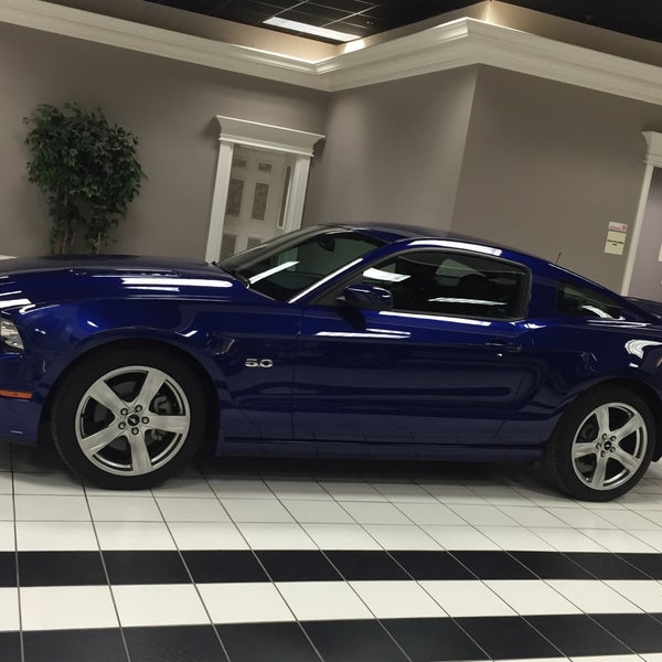 Bill Collins Ford Lincoln of Louisville Louisville'de Oto Bayisi