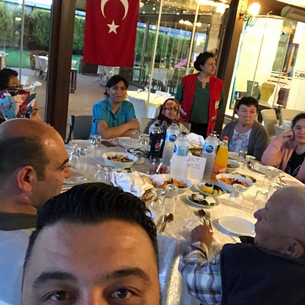 Foto tomada en Altınkalp Restaurant Düğün Salonu  por Ferdi A. el 6/11/2018