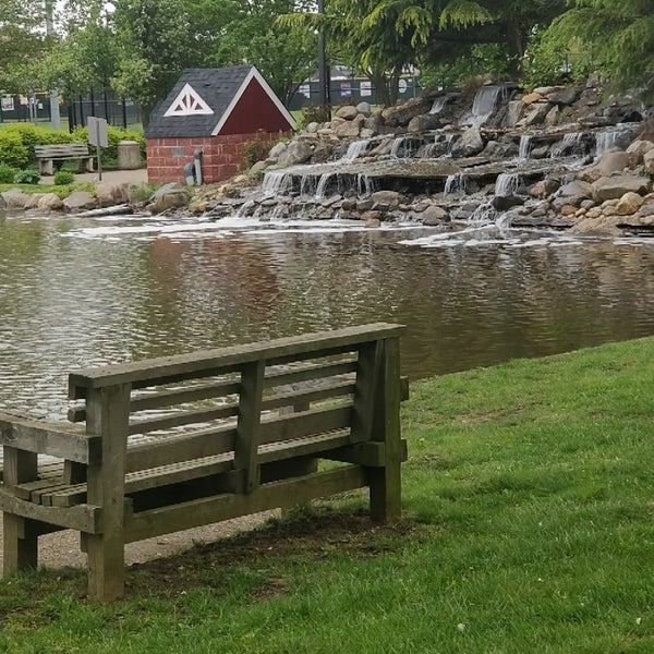 Babylon Town Hall Park 4 tips from 307 visitors