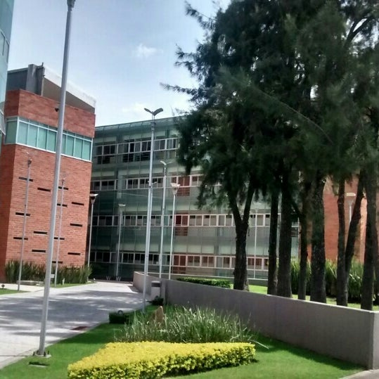 Fotos en Centro Universitario de Ciencias Sociales y Humanidades (CUCSH Belenes) 6 tips