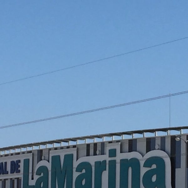 6/6/2016에 Stefan F.님이 C.C. Portal de La Marina에서 찍은 사진