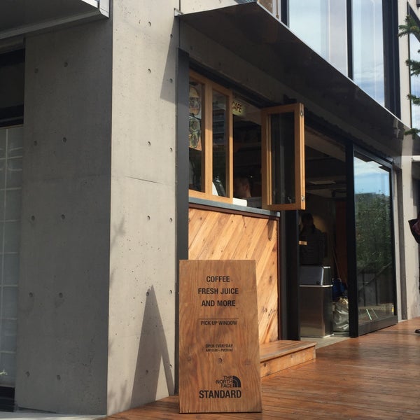 The North Face Standard 二子玉川店 世田谷区の衣料品店