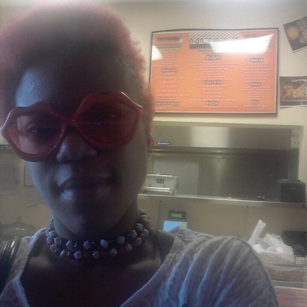 Photo taken at Nubb&#39;s Catering, Carry-Out, &amp; Delivery by Dianca D. on 9/16/2013