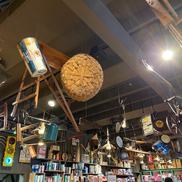 Cracker Barrel Old Country Store American Restaurant in Airport North