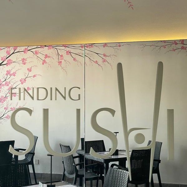 Foto tomada en Finding Sushi  por Nawaf✩ el 4/20/2024