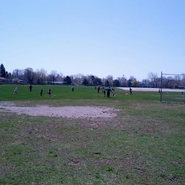 Harwood Elementary School Elementary School