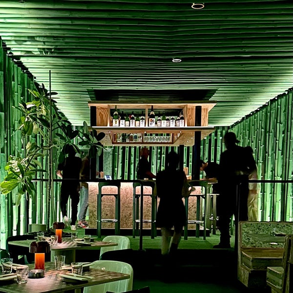 HiFi الخليج التجاري دبي, دبي