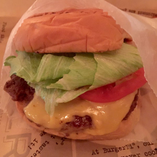Photo taken at BurgerFi by Cristy C. on 9/5/2015