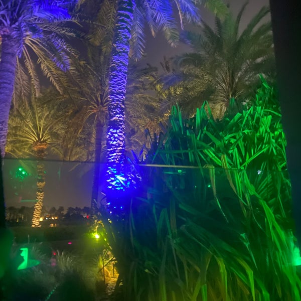 Foto diambil di Mai-Tai Lounge, Bahrain oleh نٌ pada 2/24/2023