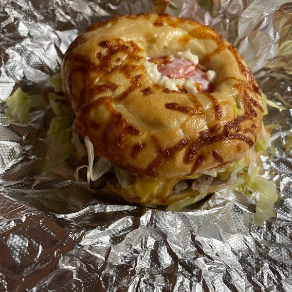 Moscow Bagels & Deli 10 tips from 433 visitors