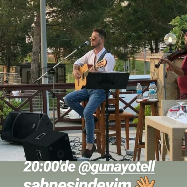 รูปภาพถ่ายที่ Ağva Günay Otel โดย Mete🐍 เมื่อ 6/8/2019