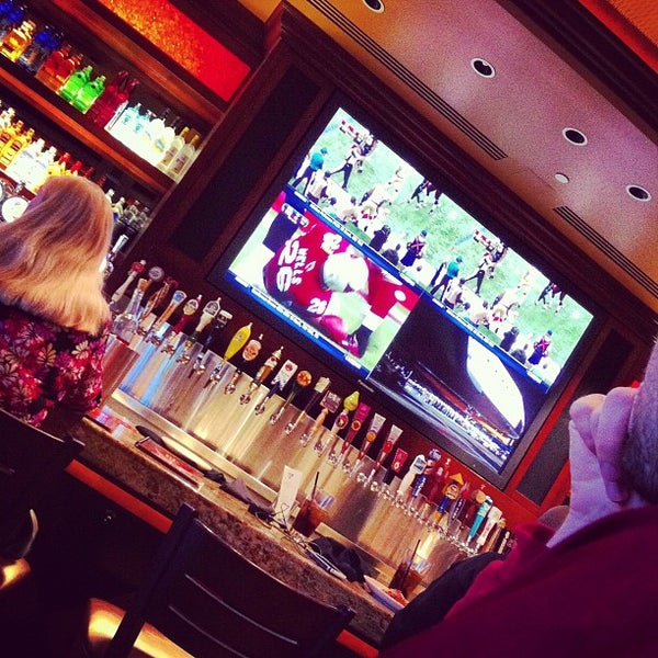 Photo taken at BJ&#39;s Restaurant &amp; Brewhouse by Jenna M. on 11/25/2012