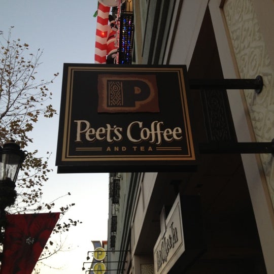 11/24/2012 tarihinde Michael M.ziyaretçi tarafından Peet&#39;s Coffee &amp; Tea'de çekilen fotoğraf