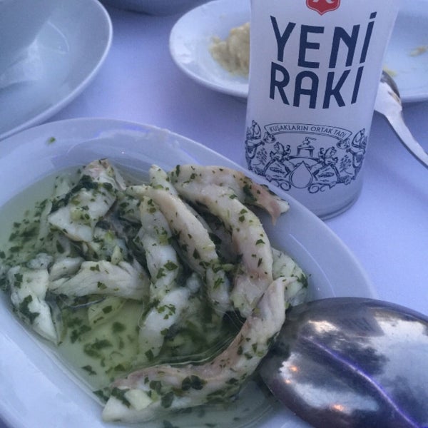 Das Foto wurde bei Giritli Balık Restaurant von Oğuz S. am 6/24/2021 aufgenommen