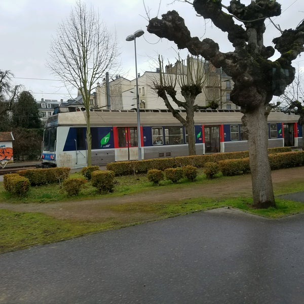 Photos à Gare SNCF de Versailles Rive Droite 7 conseils Photos à Gare SNCF de Versailles Rive Droite 7 conseils
