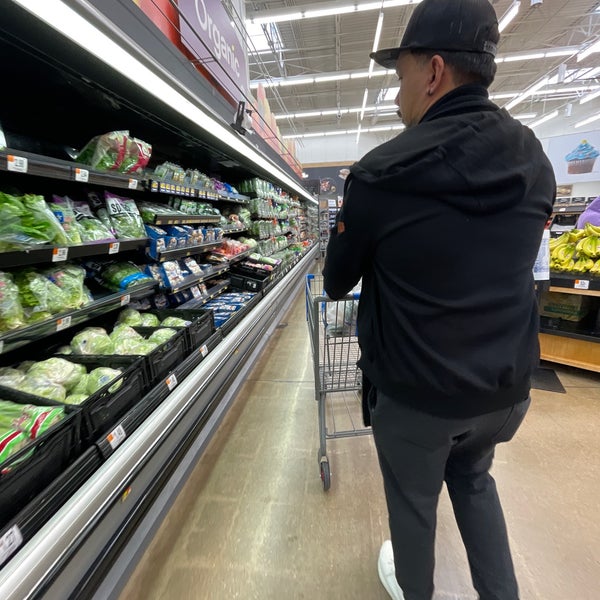 Walmart Supercenter 1521 N Cockrell Hill Rd