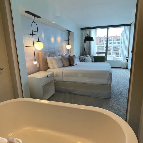 10/18/2021 tarihinde Britta M.ziyaretçi tarafından Hotel 1000, LXR Hotels &amp; Resorts'de çekilen fotoğraf