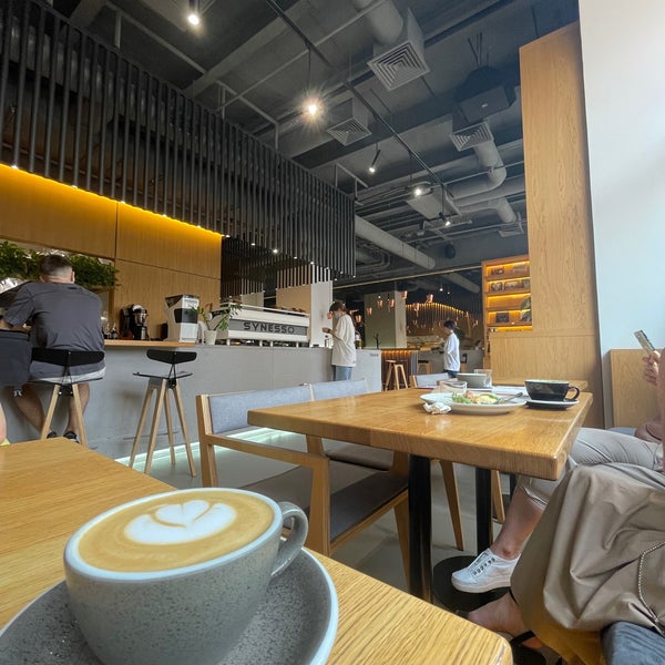 Foto diambil di Takava Coffee-Buffet 2.0 oleh Badr A 🇸🇦🇬🇧 pada 8/30/2021