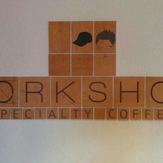 Foto tirada no(a) Workshop Brothers Specialty Coffee por Phil em 8/26/2015