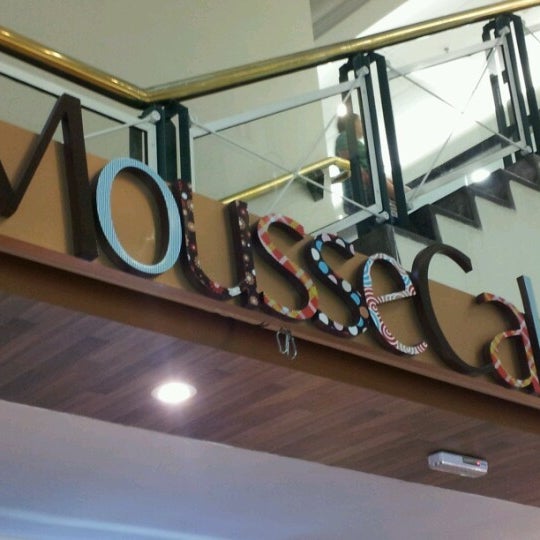 Photo taken at Mousse Cake Restaurante by Jéssica M. on 2/2/2013