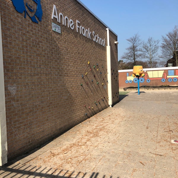 Anne Frank School Education